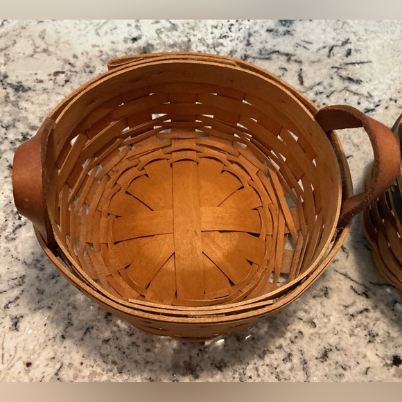Set of Two 1997 Longaberger Button Handwoven Baskets - Picture 5 of 7